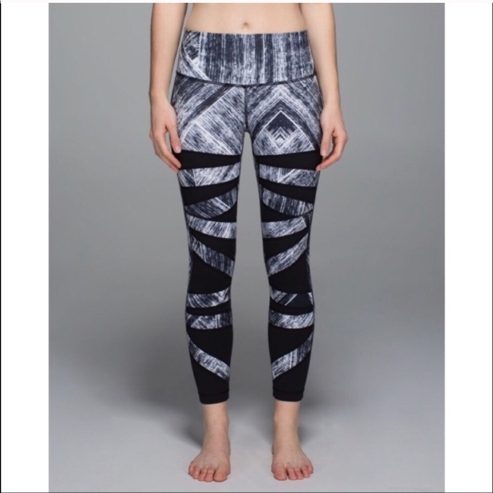 Lululemon High Times Heat Wave Tech Mesh
